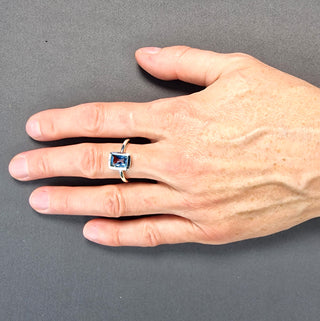 Ring mit einem Aquamarin