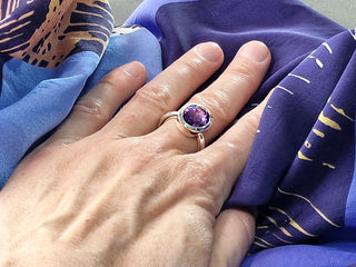 Ring mit einem Amethyst