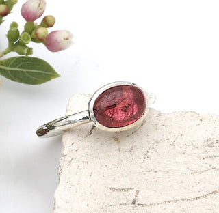 Ring mit einem rosa Turmalin