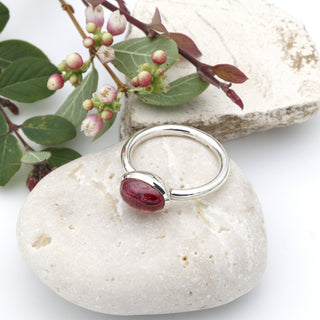 Ring mit einem rosa Turmalin