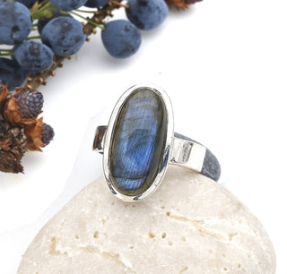 Ring mit einem Labradorit