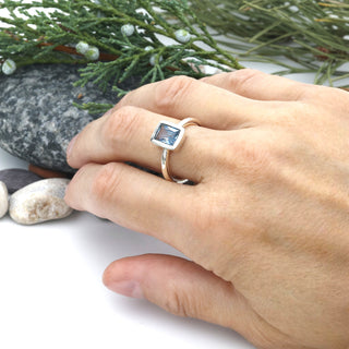 Ring mit einem Aquamarin