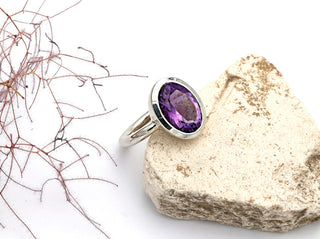 Ring mit einem Amethyst