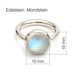 Ring mit einem Mondstein