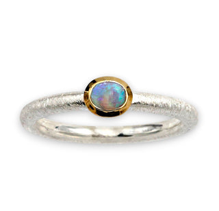 Ring mit echtem Edelopal