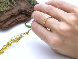 Ring "Seilchen" mit echtem Peridot