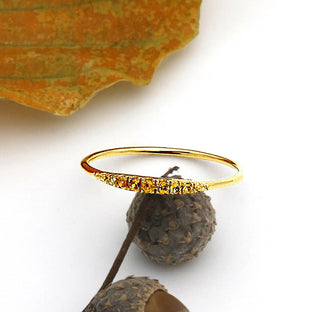 Ring mit einer Spur von Citrin