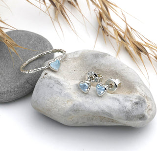 Ring "Herzchen" mit echtem Topas