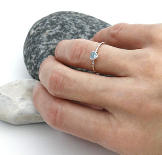 Ring "Herzchen" mit echtem Topas