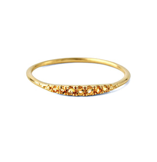 Ring mit einer Spur von Citrin