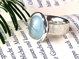 Ring mit einem Aquamarin
