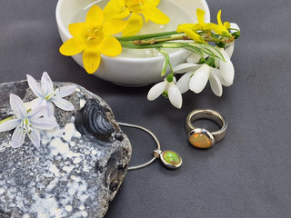 Anhänger mit äthiopischem Opal