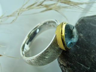Ring "Klarwasser" mit einem Aquamarin
