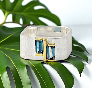 Ring "Geometra Duo" mit London Topas