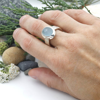 Ring mit einem Aquamarin