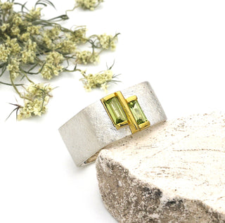 Ring "Geometra Duo" mit Peridot
