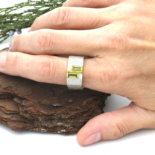 Ring "Geometra Duo" mit Peridot