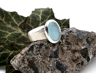Ring mit einem Aquamarin