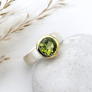 Ring mit echtem Peridot