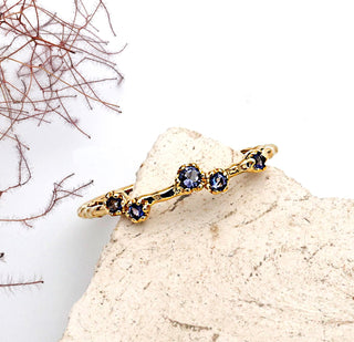 Ring "Streuung der Sterne" mit echtem Iolith