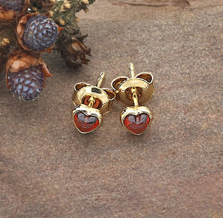 Ohrstecker "Herzchen" mit echtem Granat