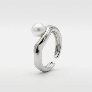 Ring mit Perle